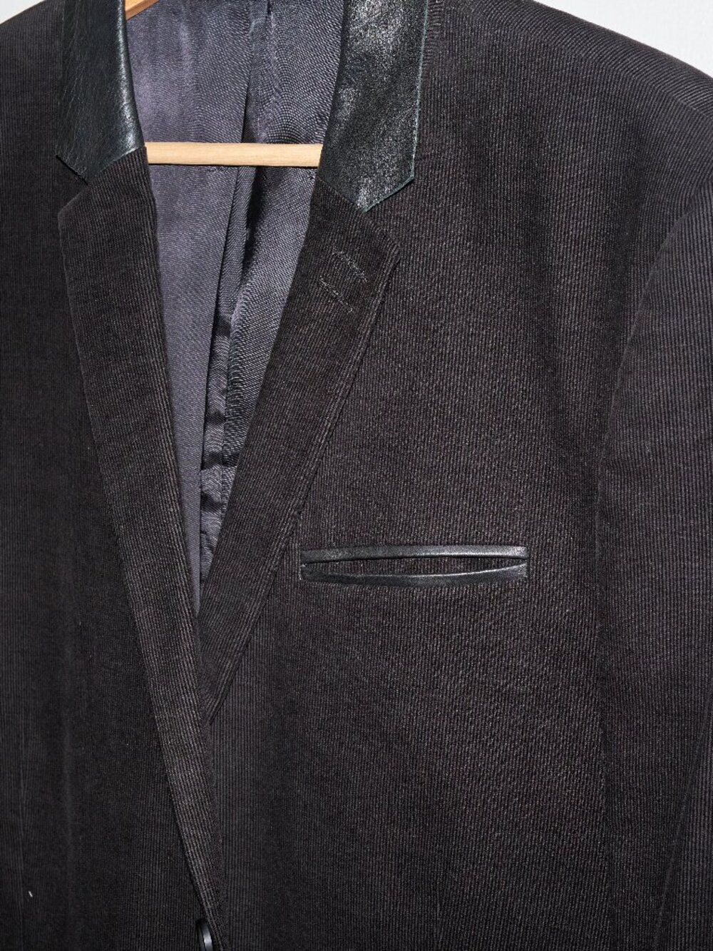The Kooples 52/42 Men’s Black Corduroy Fitted Blazer Leather Collar Trim